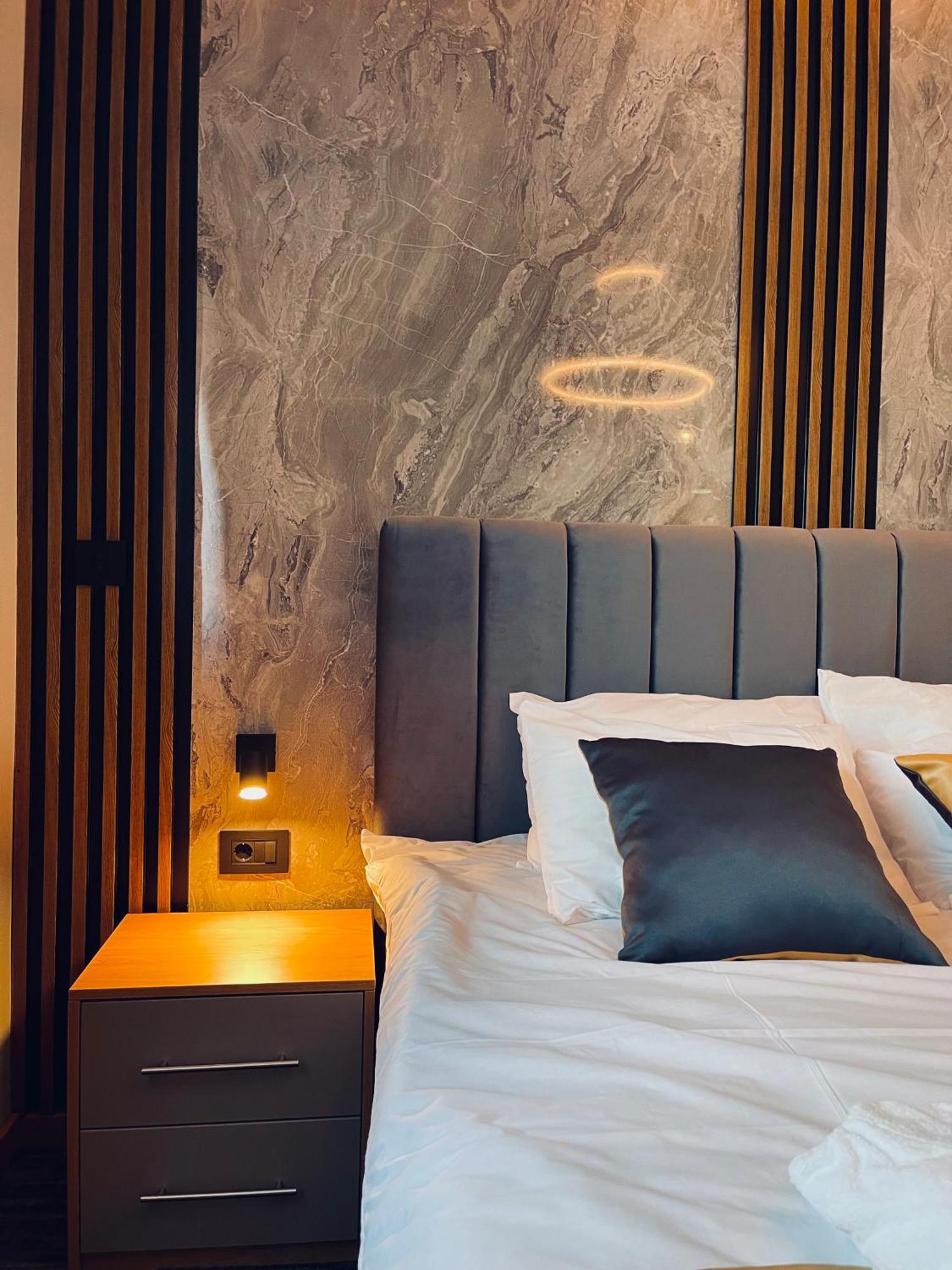 Mozaik Apartments & Spa - Modern 4-Star Apartments With Exclusive Private Spa Wellness In The City Center - Sauna, Jacuzzi, Turkish Bath - Free Parking, Wi-Fi - Rooms & Apartments Cuprija Ćuprija Exterior foto